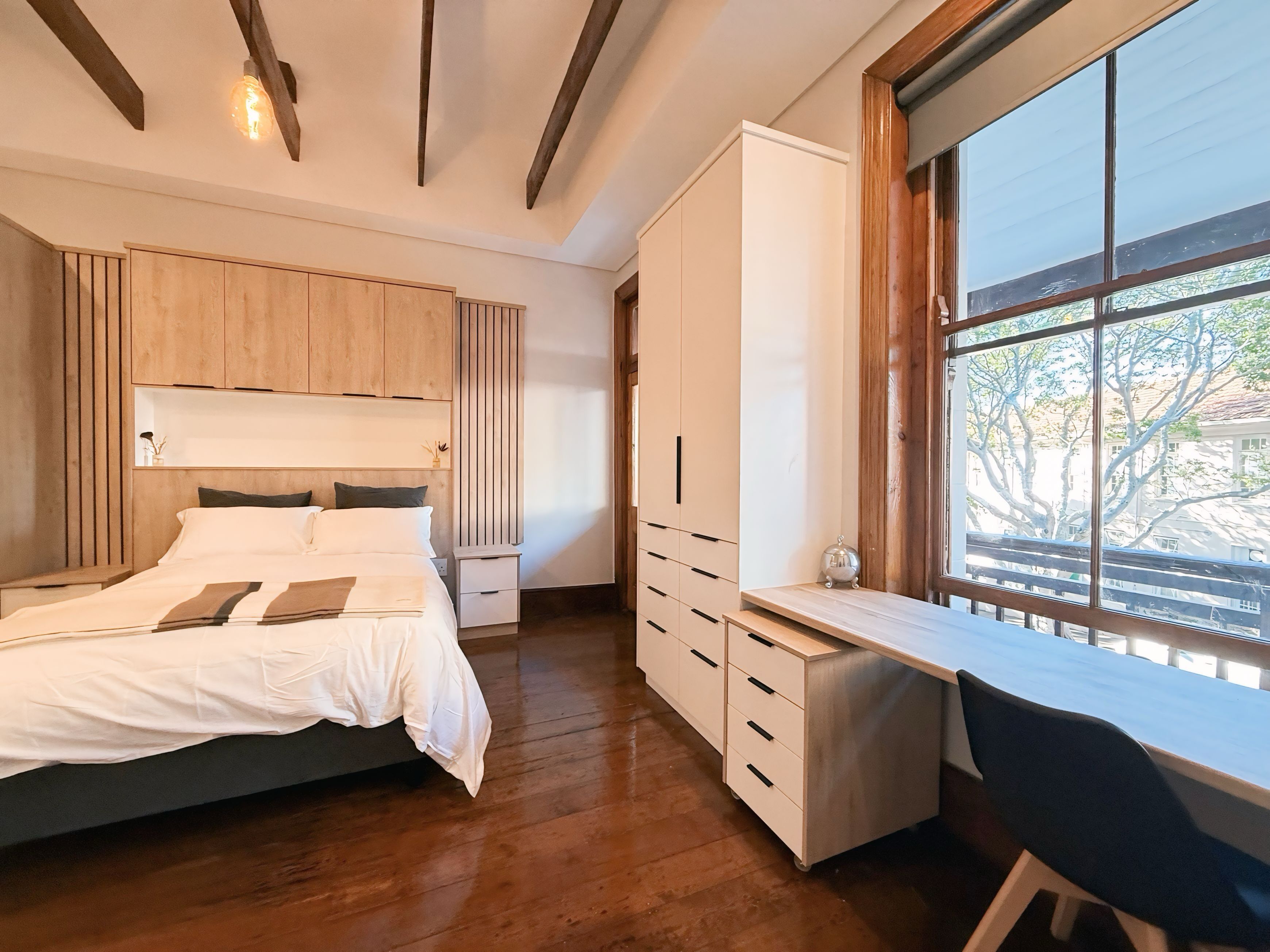 Superior Double Room, 1 Katil Raja (King), Balcony | Seterika/papan seterika, Wi-fi percuma 