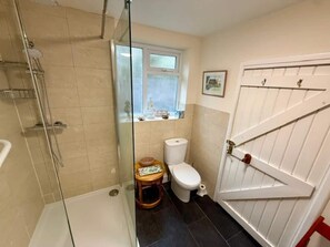 Shower, free toiletries, hair dryer, towels