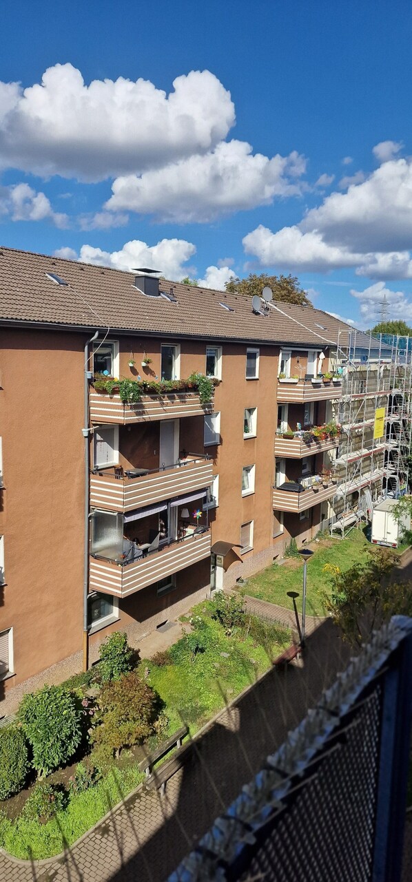 Property grounds - Cozy and enjoyable apartment in Essen for a relaxing getaway (Essen)