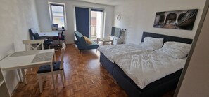1 Schlafzimmer, Bügeleisen/Bügelbrett, WLAN, Bettwäsche