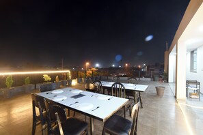 Dining - Aceotel Select Virat, Vijay Nagar (Indore)