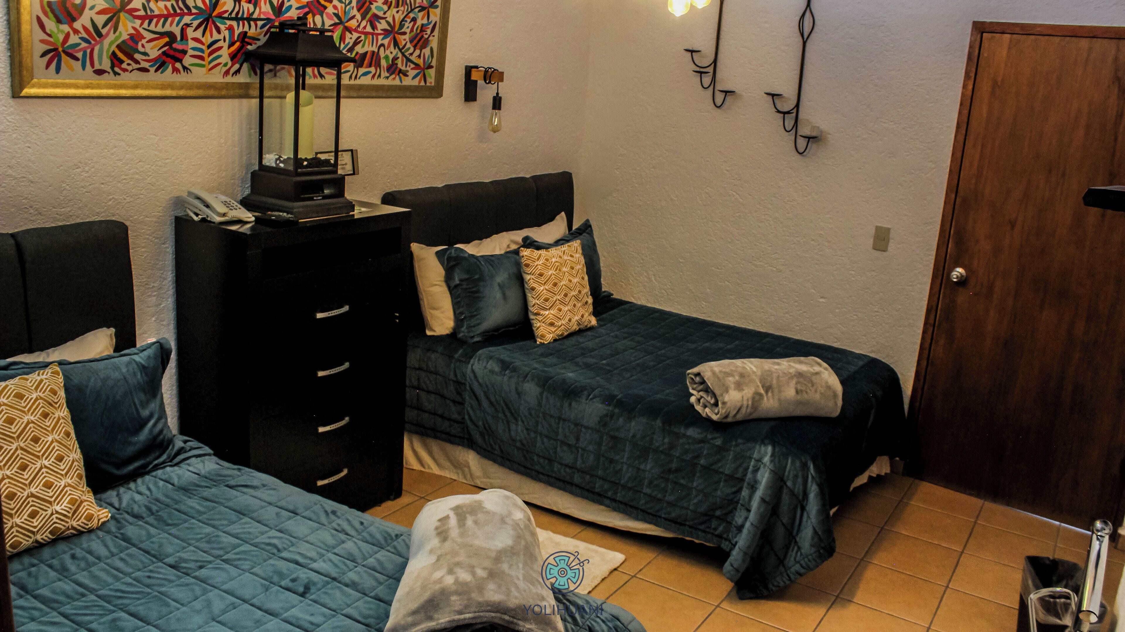 Estándar 102 | ตู้นิรภัยในห้องพัก, ห้องเก็บเสียง, เตารีด/โต๊ะรีดผ้า, Wi-Fi ฟรี