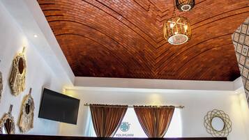 Superior-Suite, 1 King-Bett, Balkon, Gartenblick