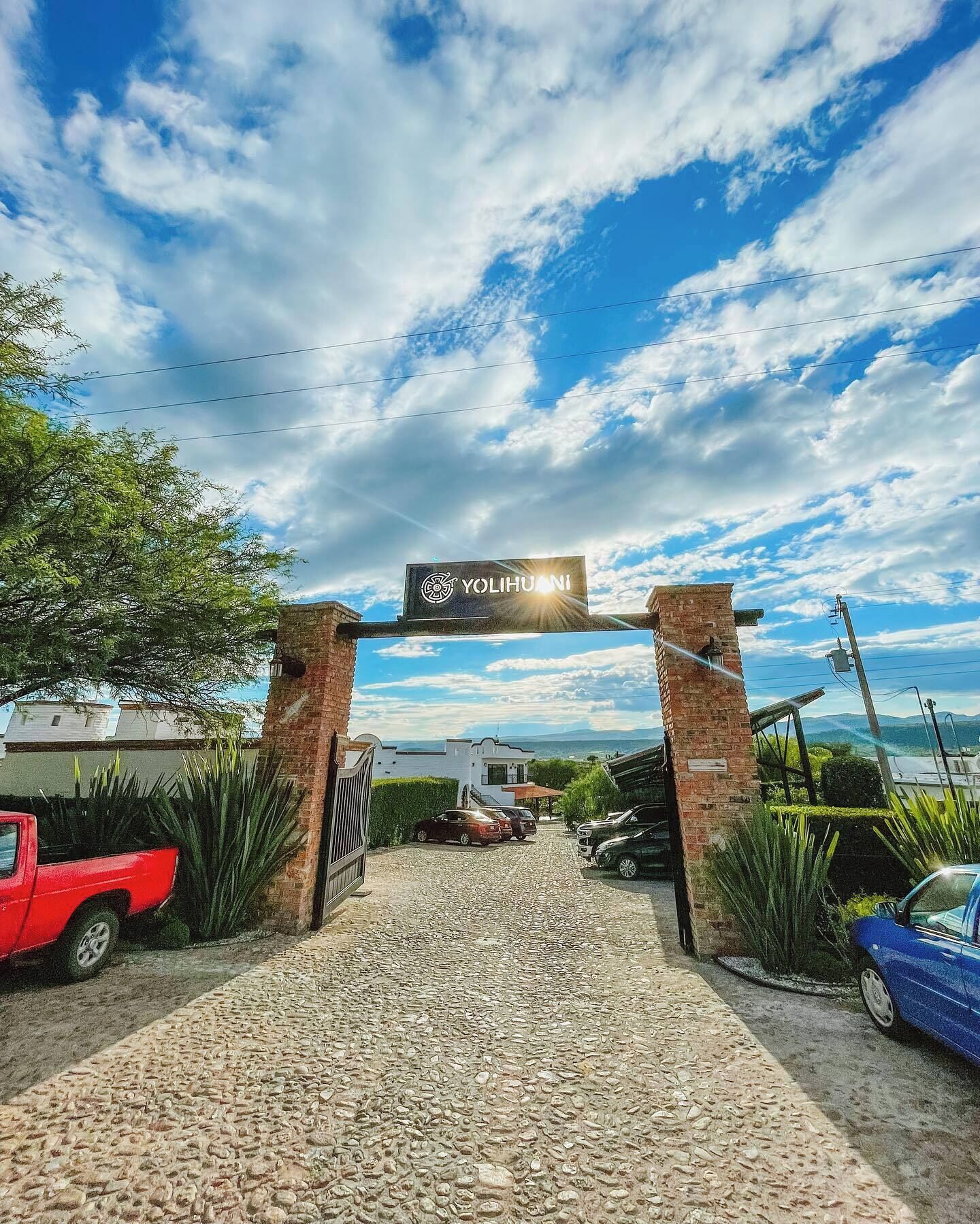 Entrada de la propiedad