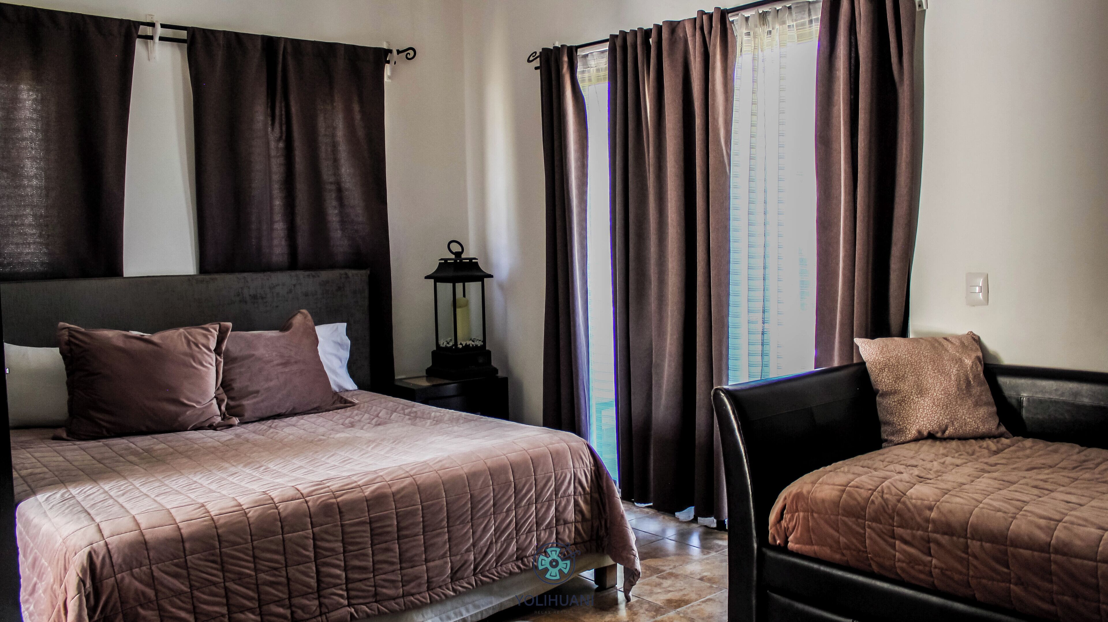 Estándar 122 | ตู้นิรภัยในห้องพัก, ห้องเก็บเสียง, เตารีด/โต๊ะรีดผ้า, Wi-Fi ฟรี