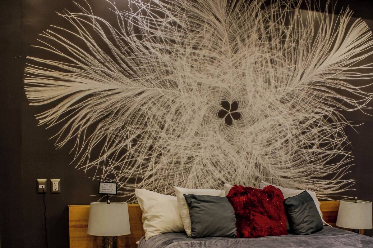 Suite básica, vista al jardín | Caja de seguridad en la habitación y insonorización