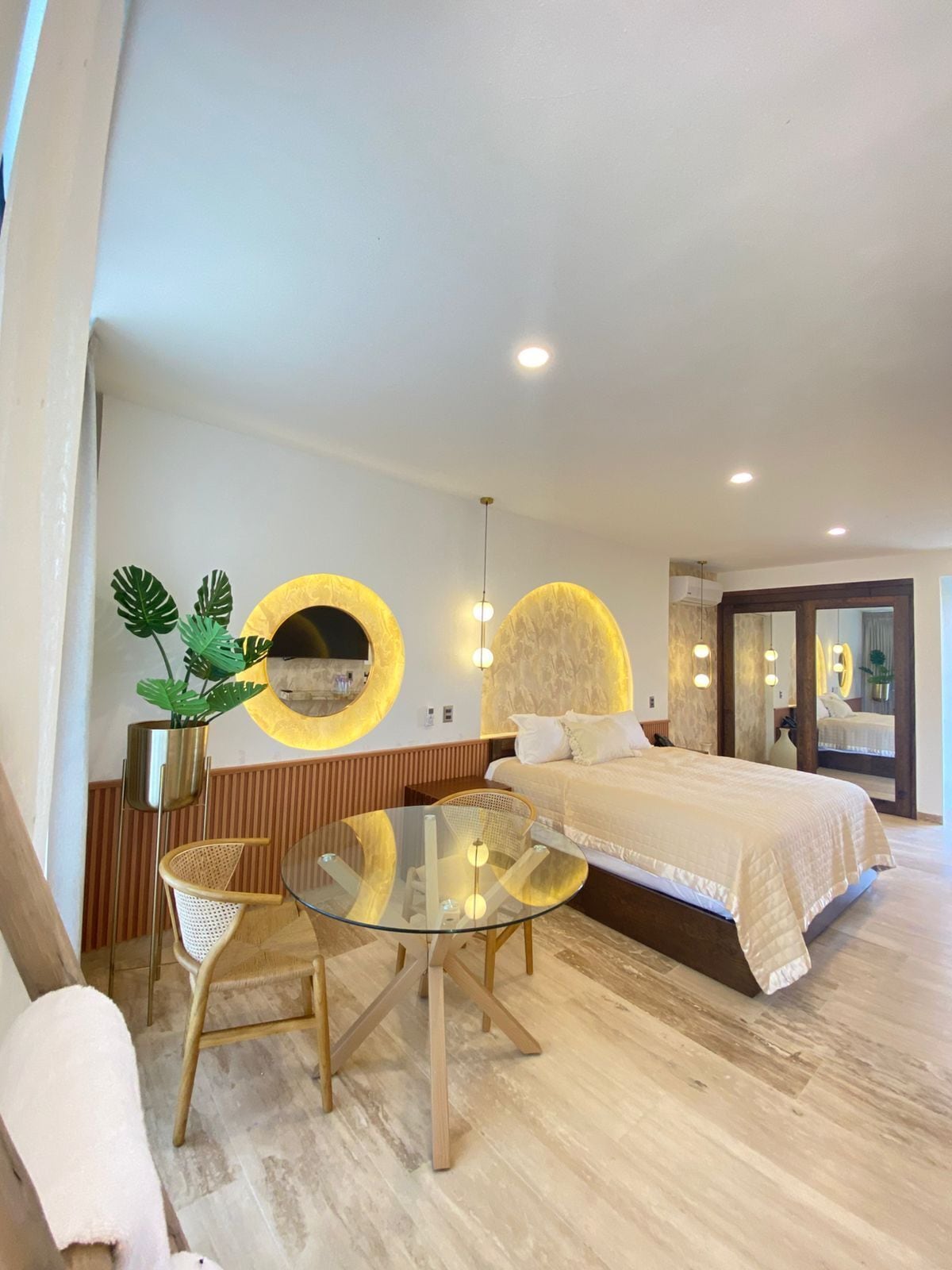 Master Suite con Balcón 135 | ตู้นิรภัยในห้องพัก, ห้องเก็บเสียง, เตารีด/โต๊ะรีดผ้า, Wi-Fi ฟรี