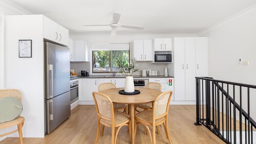 Il Faro, An Italian Inspired Villa in Port Stephens