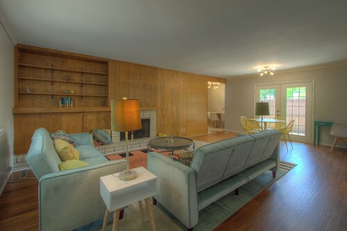 Mid-Century Modern home in downtown Bartlesville