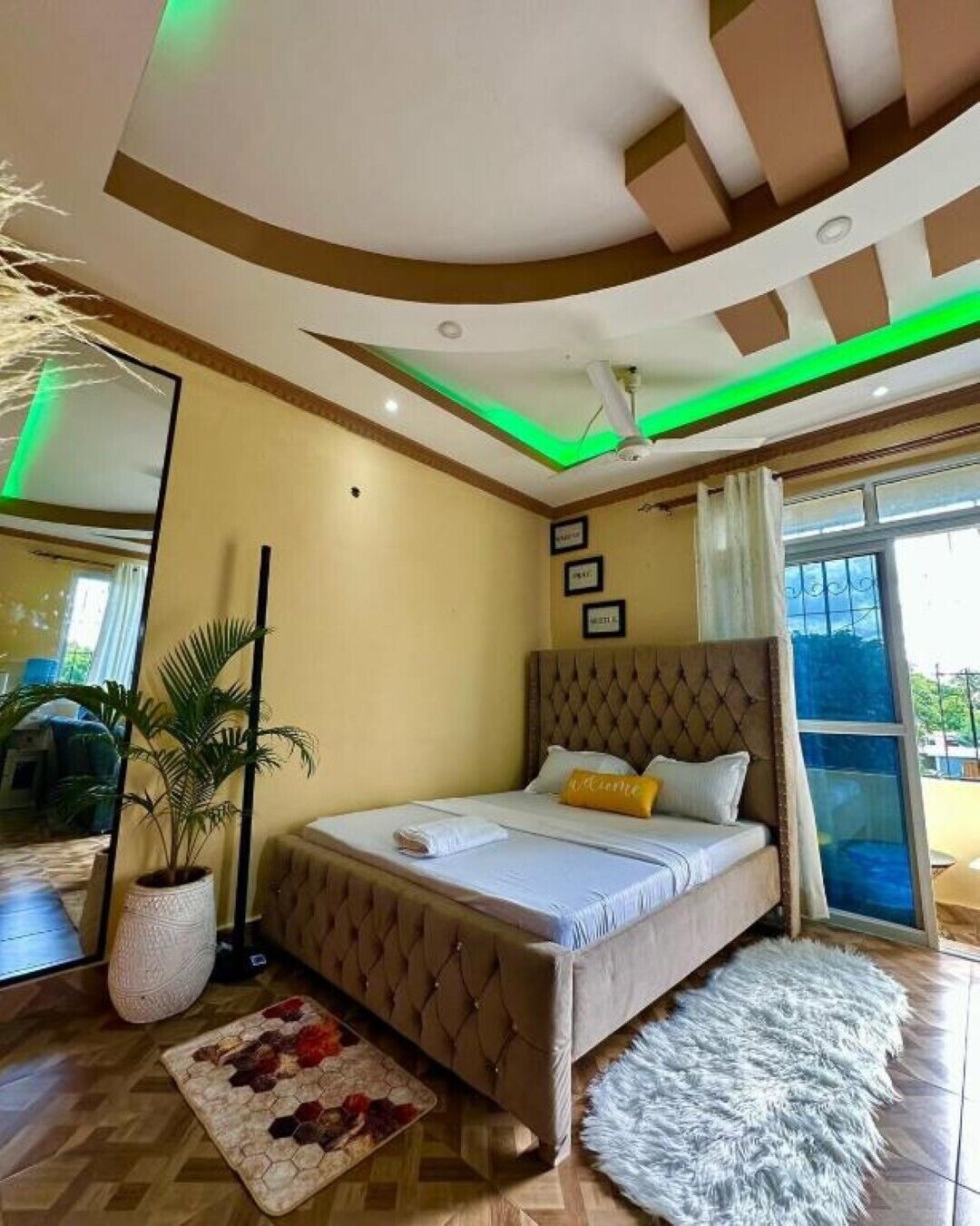 1 chambre, fer et planche à repasser, Wi-Fi, draps fournis