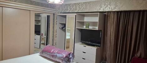 3 多间卧室、熨斗/熨衣板、免费 WiFi、床单