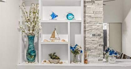 Family-Friendly 4BR Getaway Saltwater pool