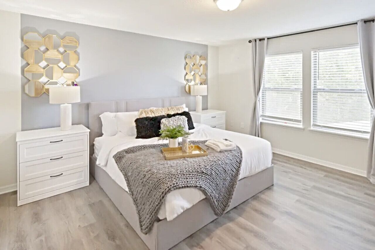 5 bedrooms, iron/ironing board, travel crib, WiFi