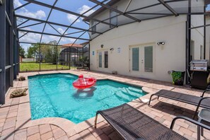 Pool - 4BR Villa|Pool•Resort•Welcome Gift|Disney (Clermont)