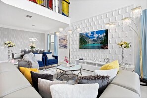 TV, ping pong - 5BR | Pool + Hot Tub + Firepit | Game Room | 26 Min Disney | Sleeps 12 (Kissimmee)