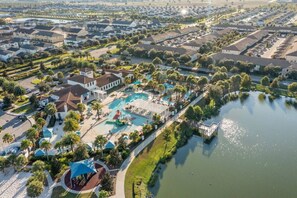 Pool - 6BR Windsor Villa|Pool+Waterpark·15min Disney✨ (Four Corners)