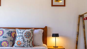 Fer et planche Ă repasser, Wi-Fi, draps fournis