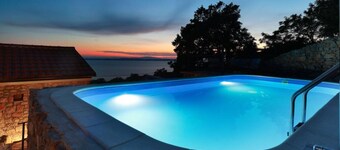 Ana’s Stone House Jurčić Kalić with the Pool