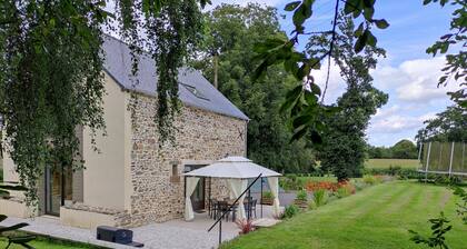 GĂźte de charme, tout confort, sur terrain vaste dans une ferme florale