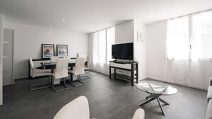 Interior - Apartments for 6 People (Saint-Martin-d'Heres)