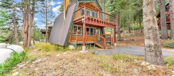 Classic Tahoe Charm – 3 Ski Resorts Within 5 Miles