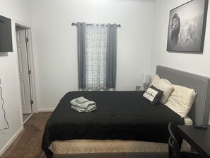 3 Schlafzimmer, Bügeleisen/Bügelbrett, Internetzugang, Bettwäsche