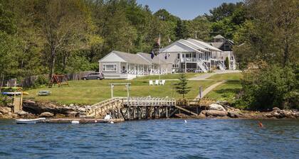 water front retreat Beautiful sunsets