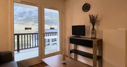 Apartment in La Mongie With Mountain Views