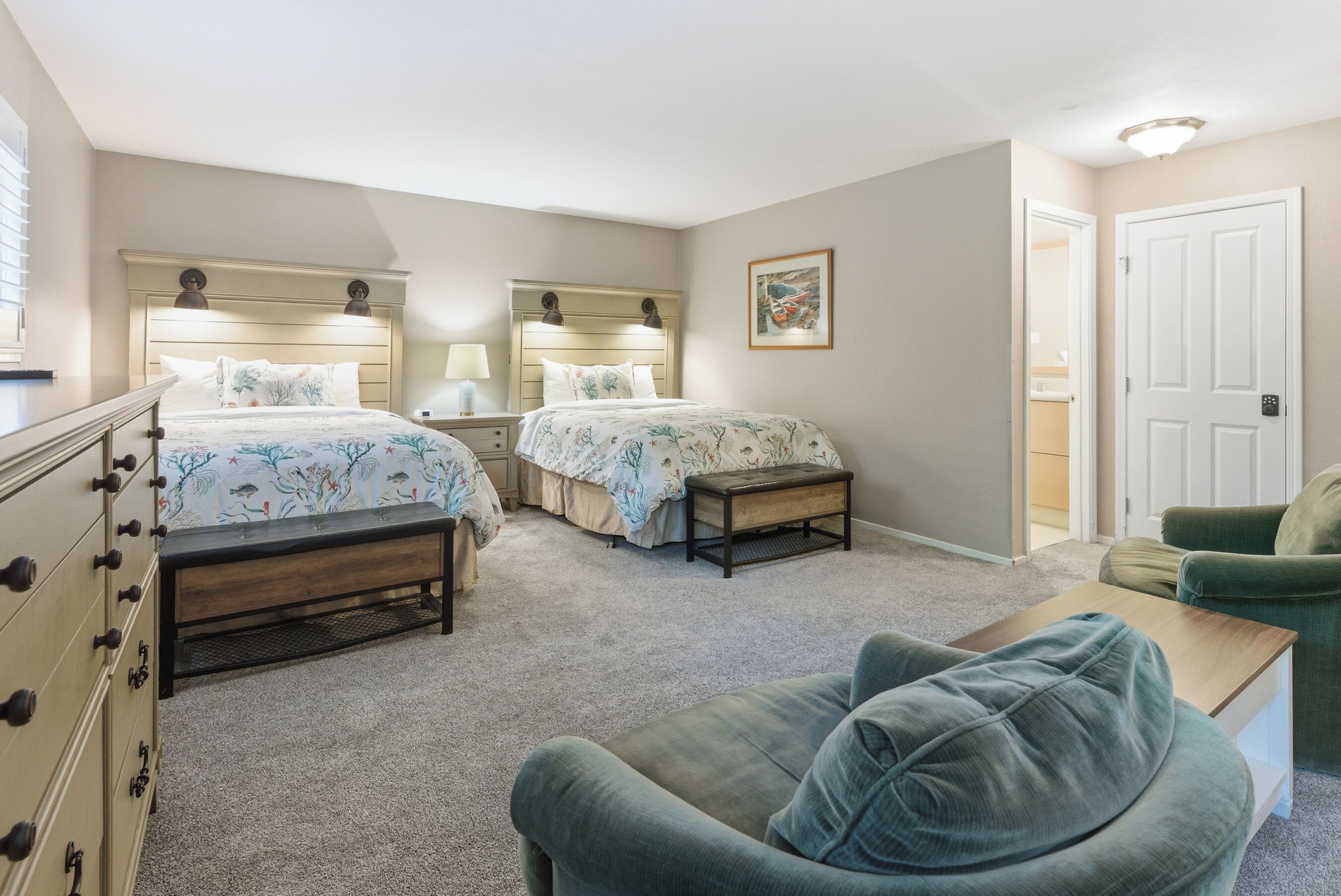 5 bedrooms, iron/ironing board, free WiFi, bed sheets