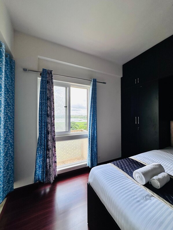 3 dormitorios, tabla de planchar con plancha, wifi