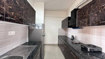 雪櫃、焗爐、爐具、洗碗機