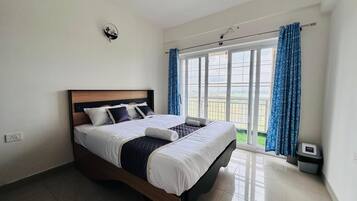 3 Schlafzimmer, Bügeleisen/Bügelbrett, WLAN