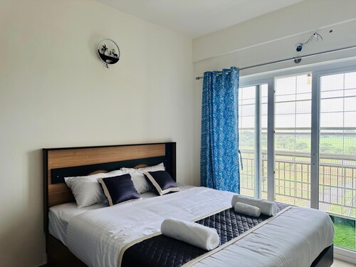 Pearl Home 3-bedroom luxury & Family friendly apartment Mysore
