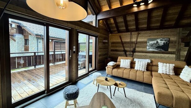 Living area - Chalet in Les Aiguilles With Ski-in Access (Fontcouverte-la-Toussuire)