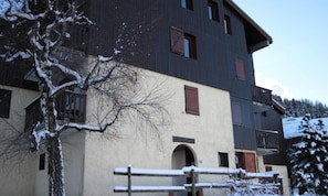 Exterior - Apartment in Montchavin Near Gondola Lift (La Plagne-Tarentaise)