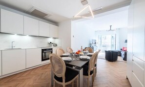 Interior - Apartment in Cannes Near Croisette Beach (Cannes)