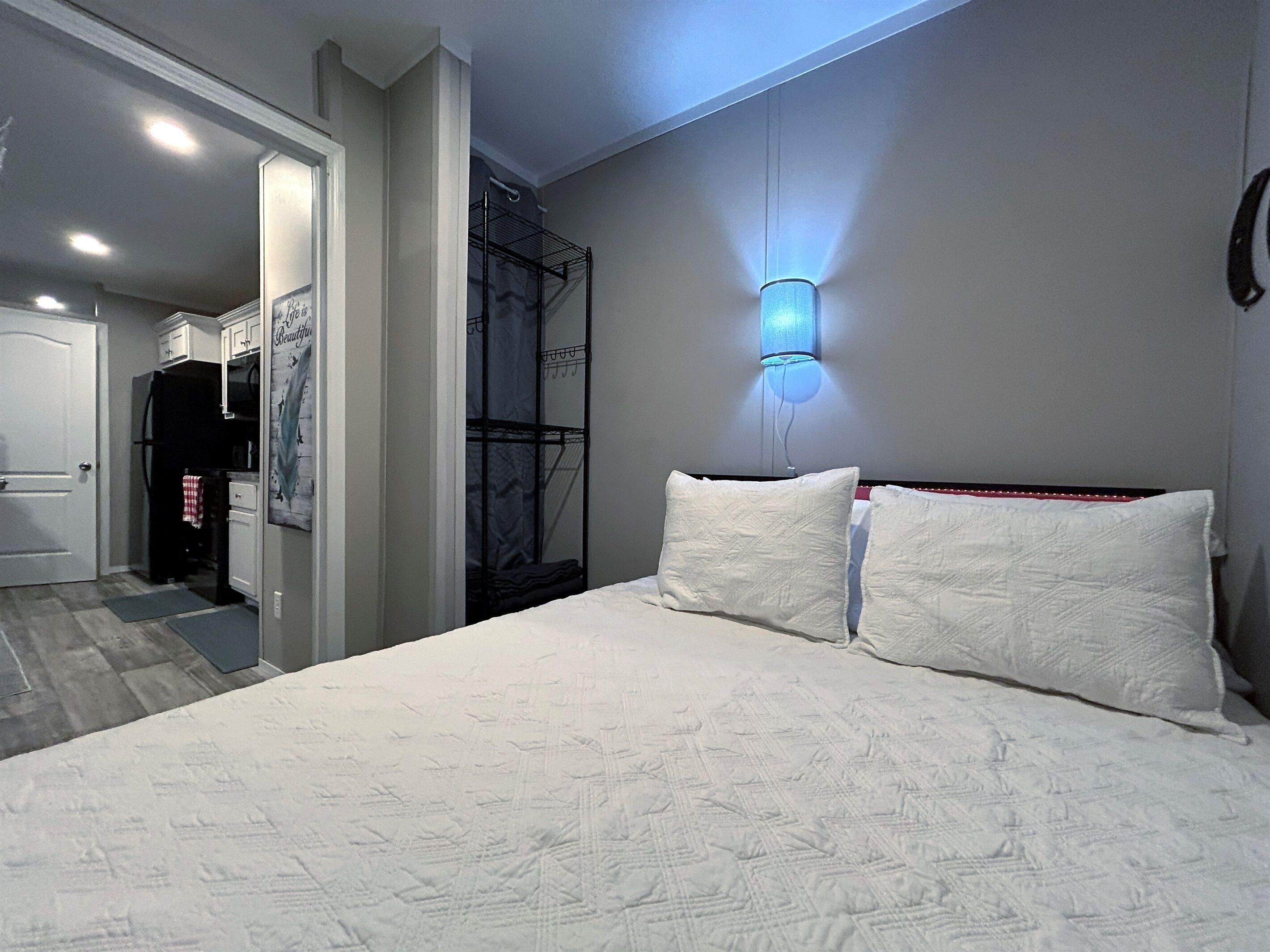 2 chambres, fer et planche à repasser, Wi-Fi gratuit, draps fournis