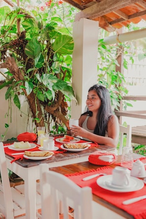 Free daily self-service breakfast  - Pousada Atlantis (Jijoca de Jericoacoara)
