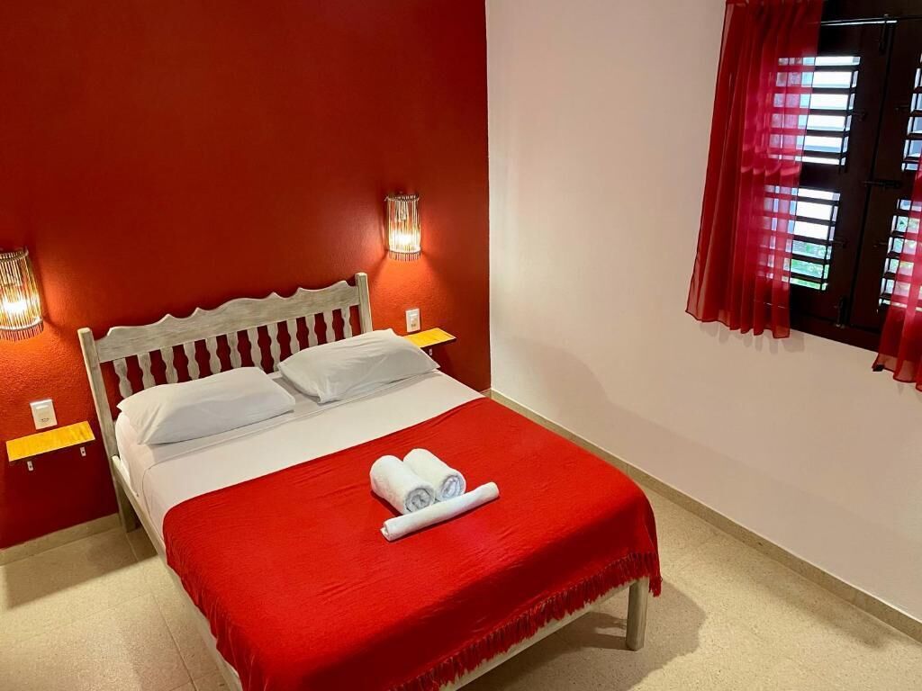 Minibar, in-room safe, laptop workspace, iron/ironing board