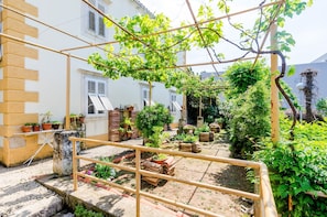 Unclassified image, 4 of 21, button - Guest House Ivana -two Bedroom Apartment With Garden (Dubrovnik)