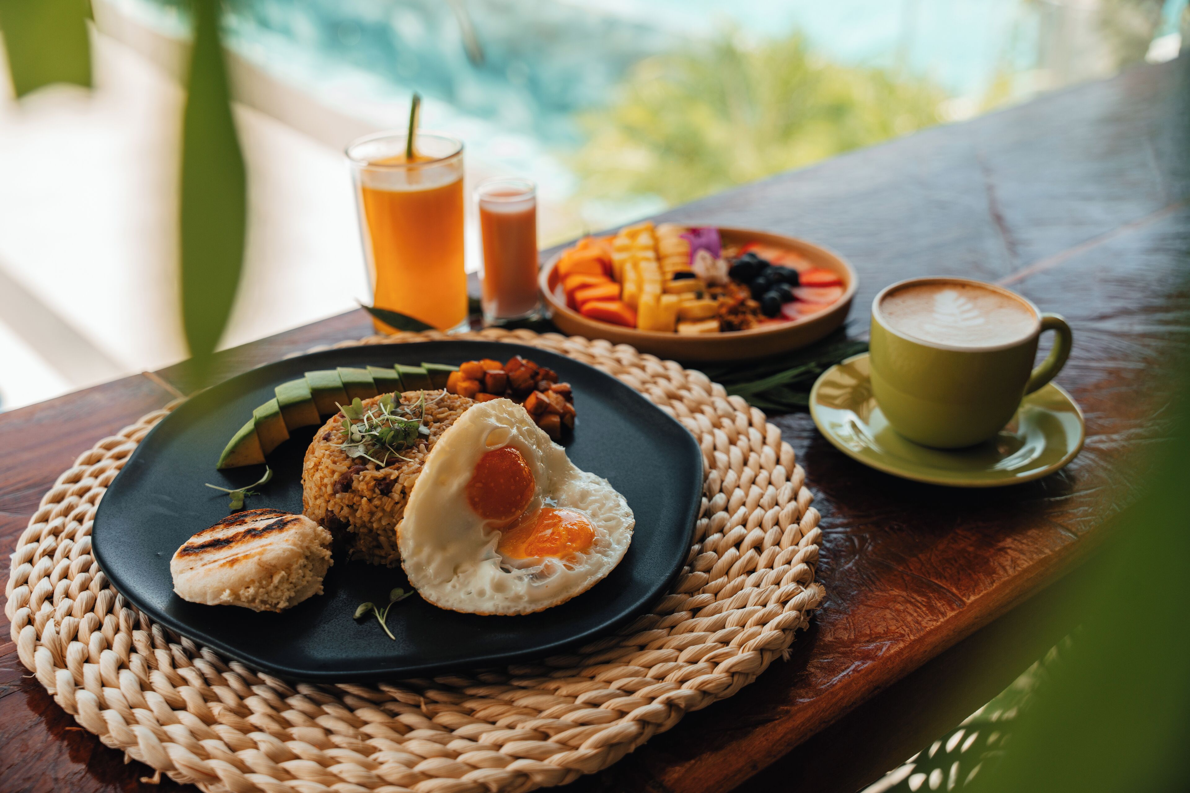 Free daily cooked-to-order breakfast 