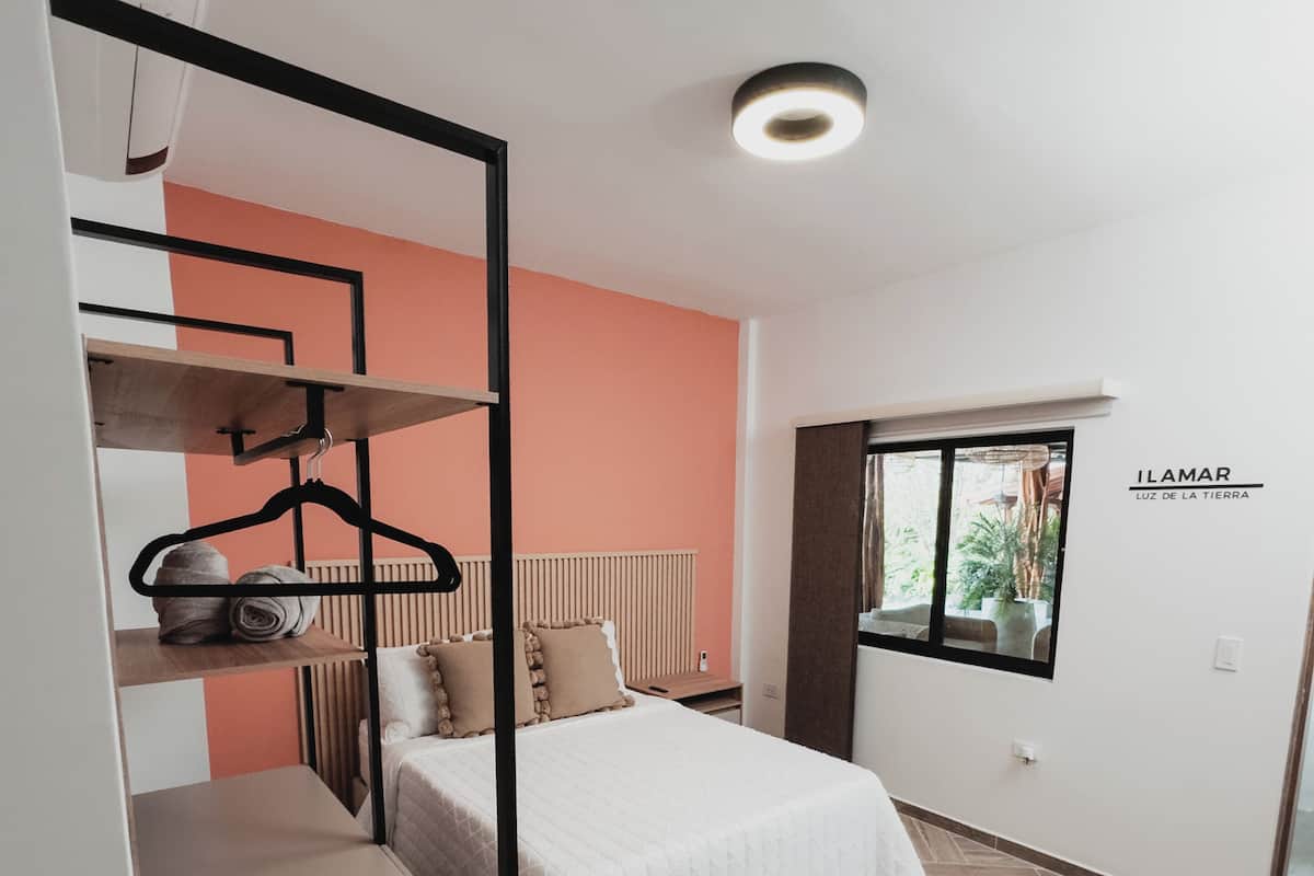 Standard Triple Room | Premium bedding, WiFi (free), individually decorated, bed sheets