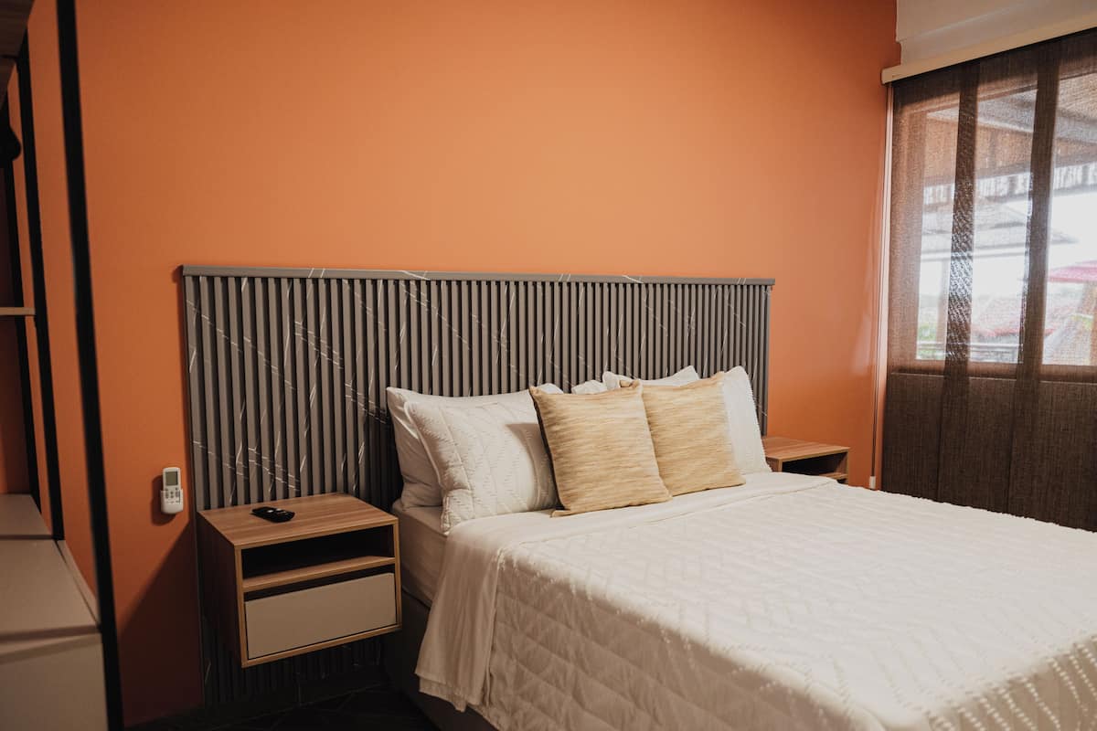 Standard Double Room | Premium bedding, WiFi (free), individually decorated, bed sheets