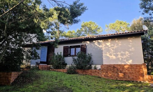 House in Hourtin With Maubuisson Forest View