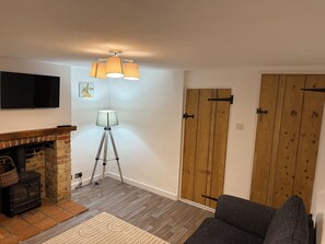 Living area - 2 bedroom cosy house in eye suffolk (Eye)