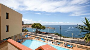 Pool - Apartment in Collioure With Sea Views (Collioure)