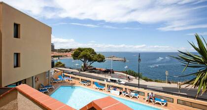 Apartment in Collioure With Sea Views