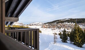 Property grounds - Apartment in Les Saisies With Spa Access (Villard-sur-Doron)