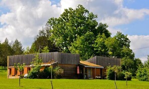 Exterior - Longere-style House, 3 Rooms, Sleeps 5/6 (Sorges-et-Ligueux-en-Perigord)