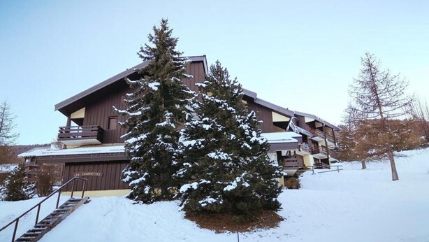 Unclassified image, 1 of 3, button - Ski-in/ski-out Studio for 4 People, Pets Allowed (Aime-la-Plagne)
